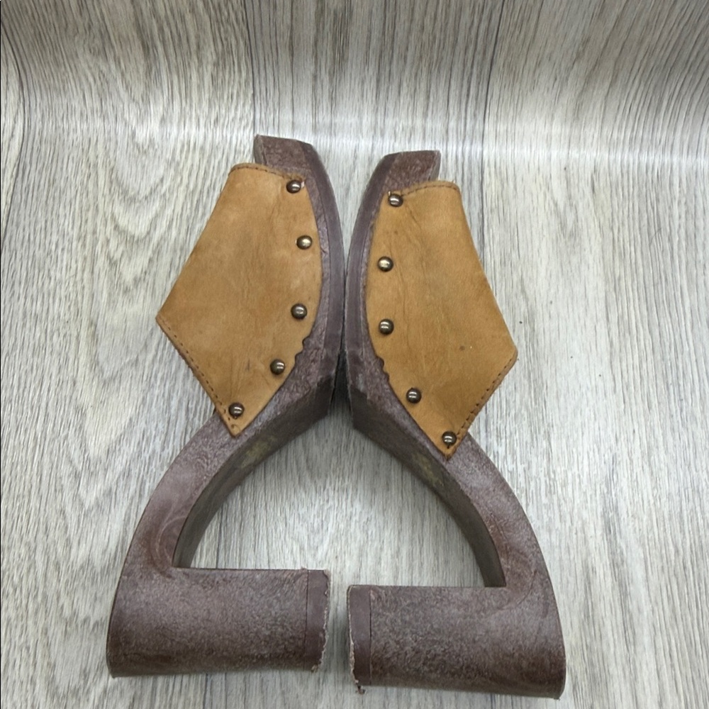 Candie’s Vintage Clogs - Picture 11 of 12